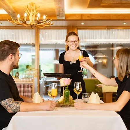 Hotel Spessartruh 3*